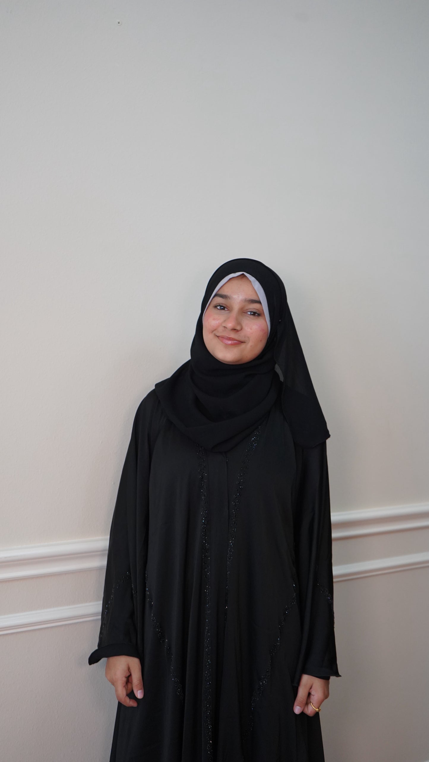Sage Serenity – Everyday Luxury Abaya with Hijab | Modest Wear for Masjid & Outings
