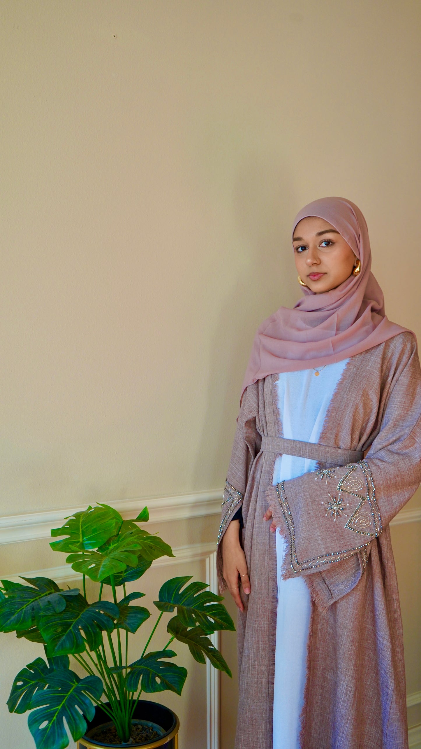 Beige Linen Slit Sleeve Work Abaya