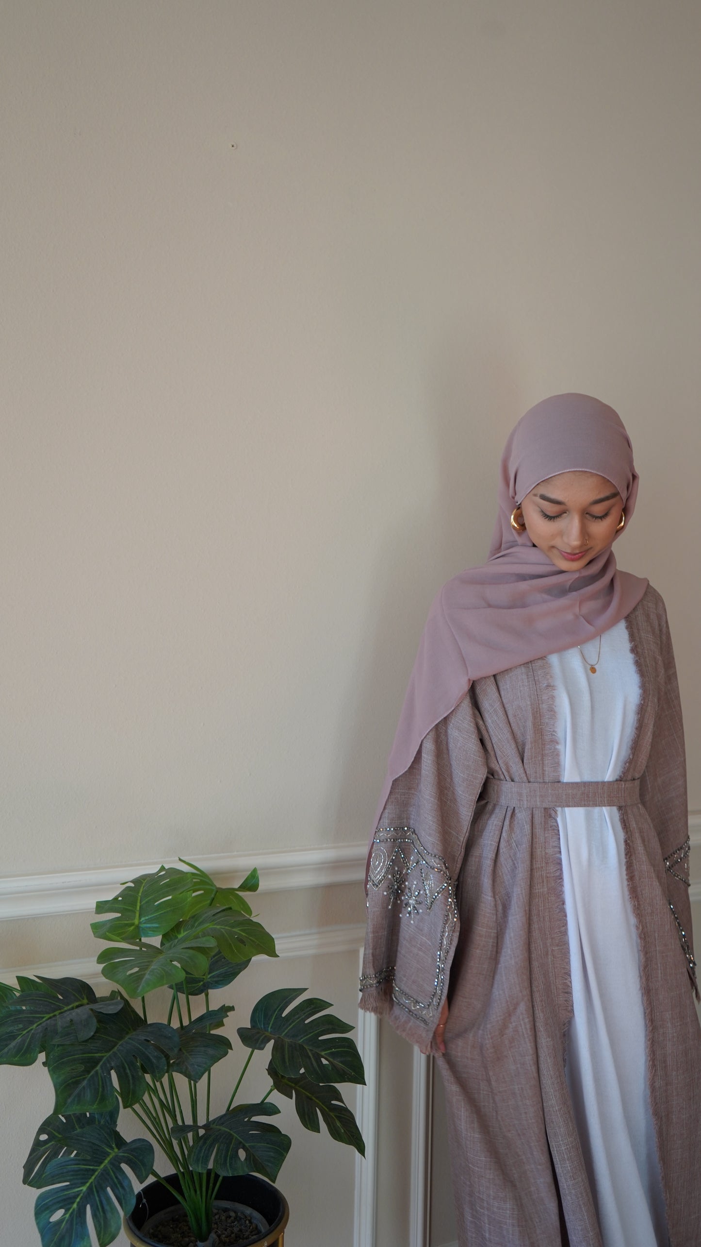 Beige Linen Slit Sleeve Work Abaya