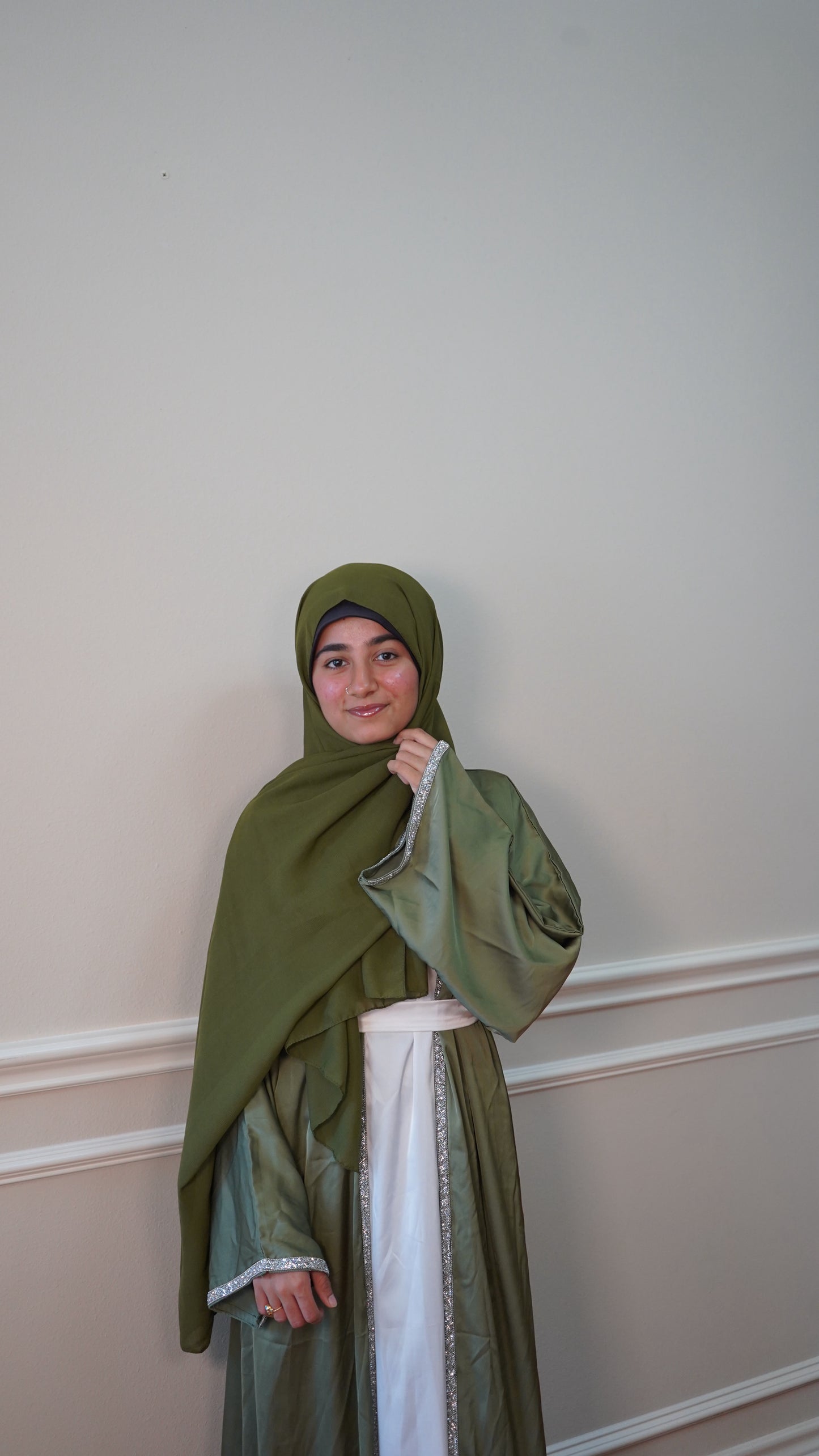 Luxury Green And White 4 Piece