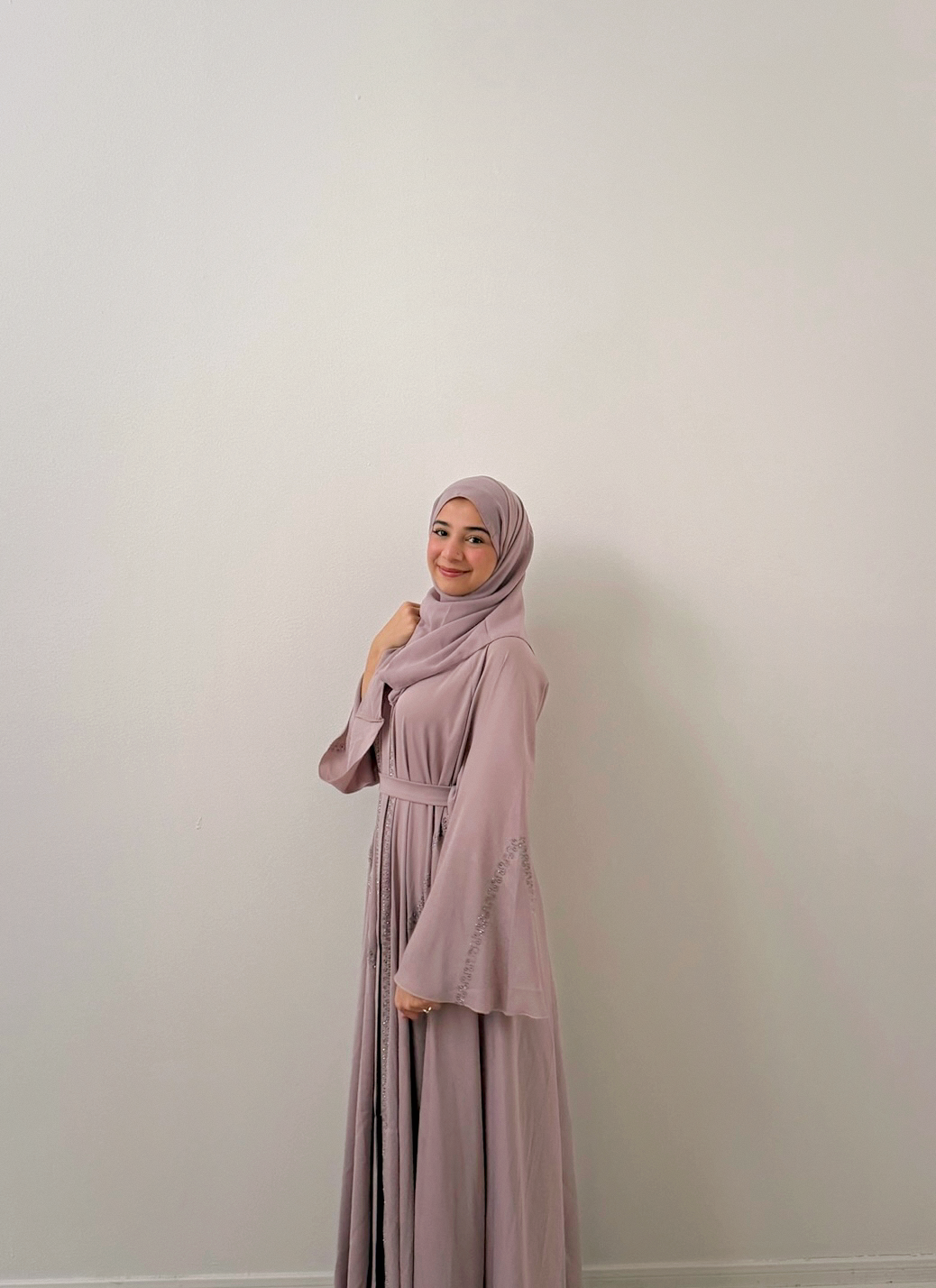 Rumman Serenity – Everyday Luxury Abaya with Hijab | Modest Wear for Masjid & Outings