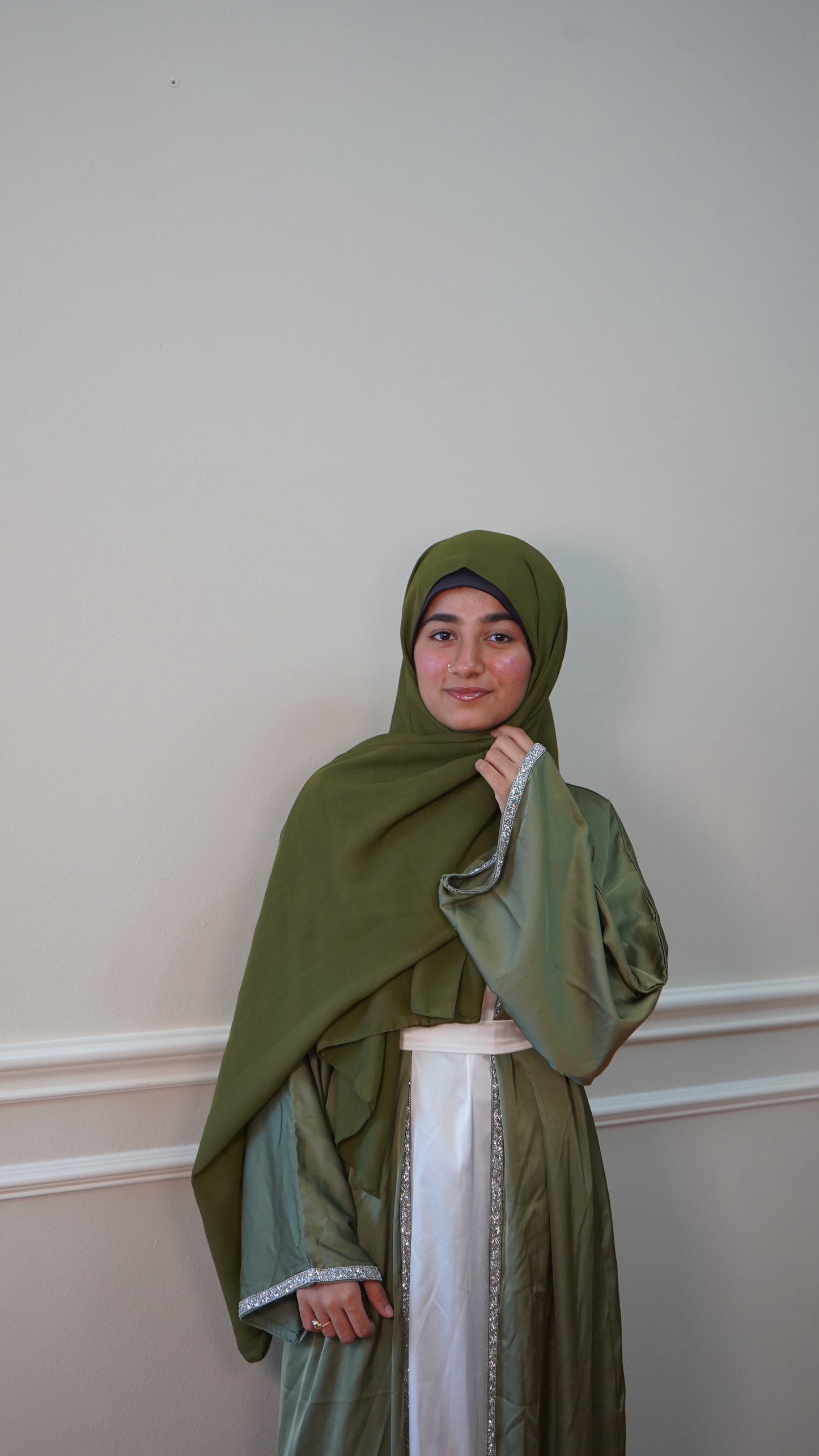 Luxury Green And White 4 Piece